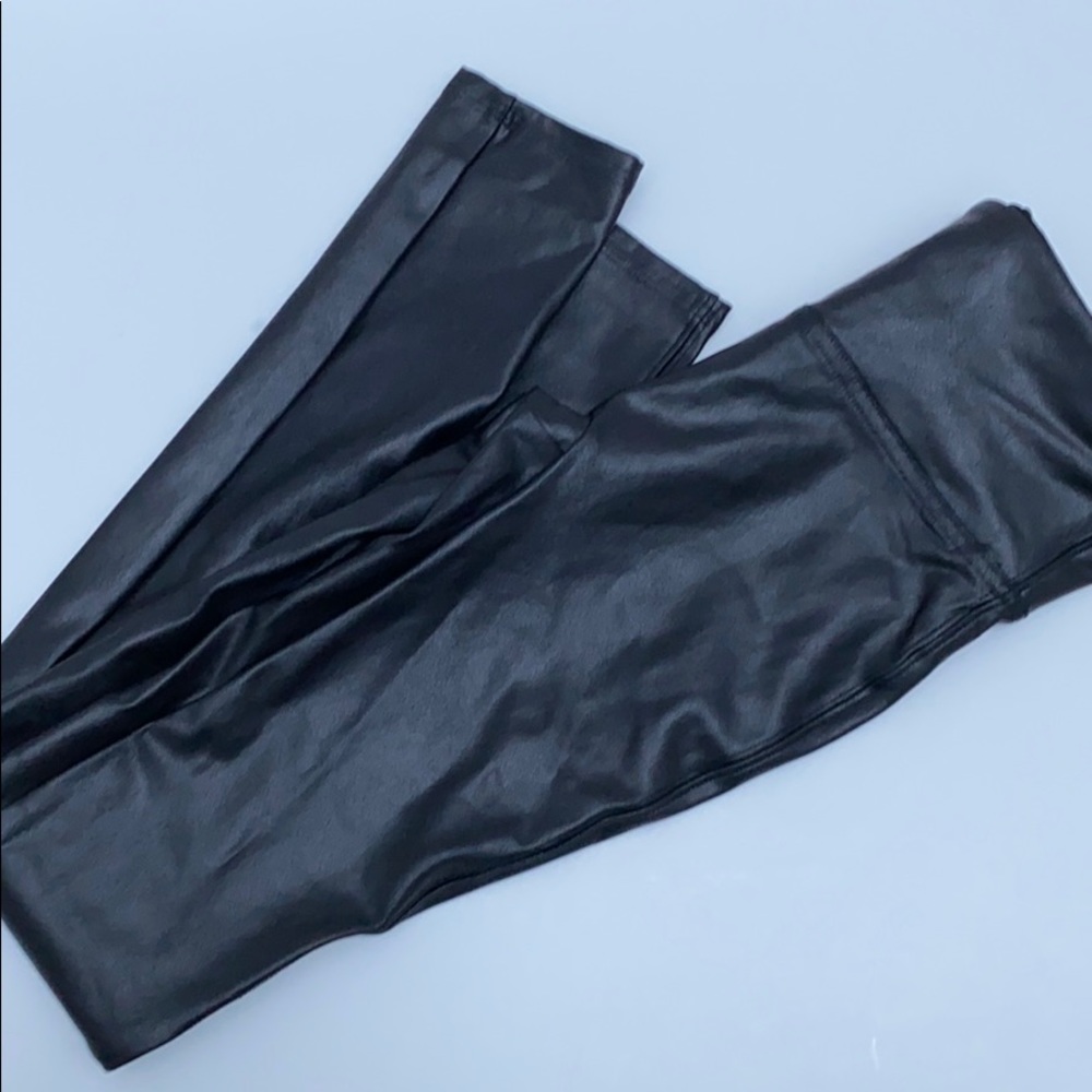 NWOT SPANX FAUX LEATHER LEGGINGS XS